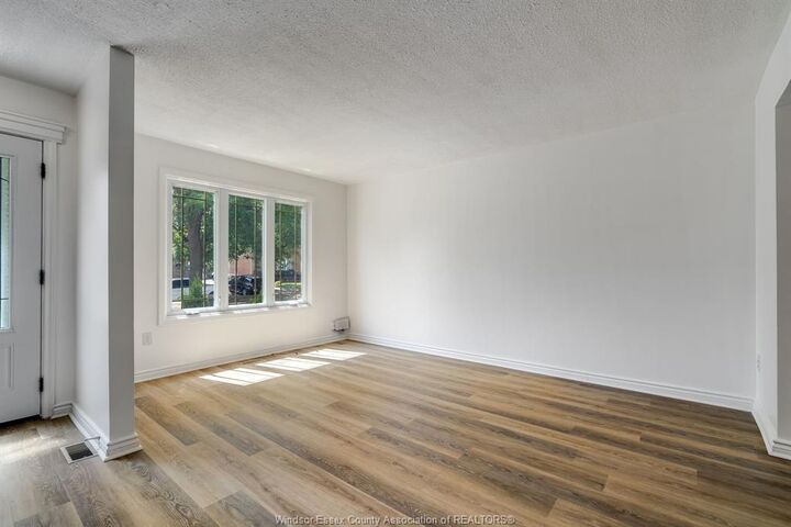 Property Photo:  9388 Ryerson  ON N8R 1V5 
