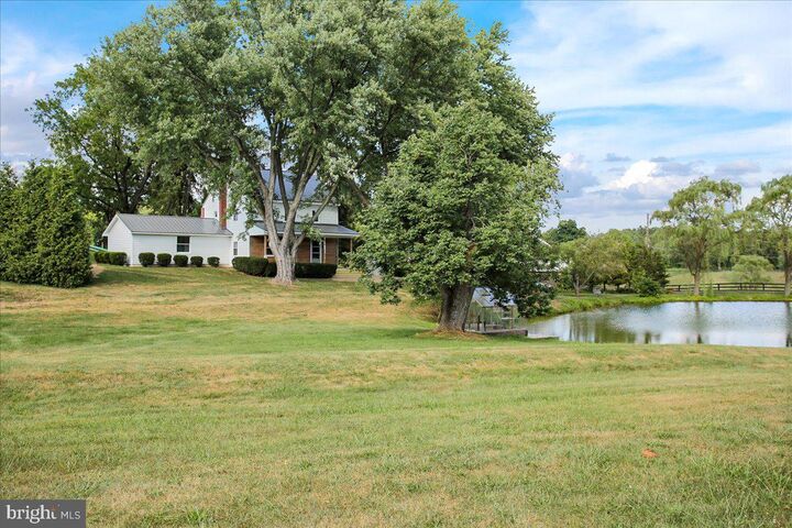 Property Photo:  233 Hetrick Road  PA 19506 