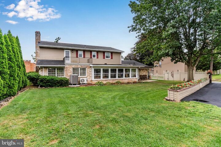 Property Photo: 3 E Elmwood Avenue PA 17055