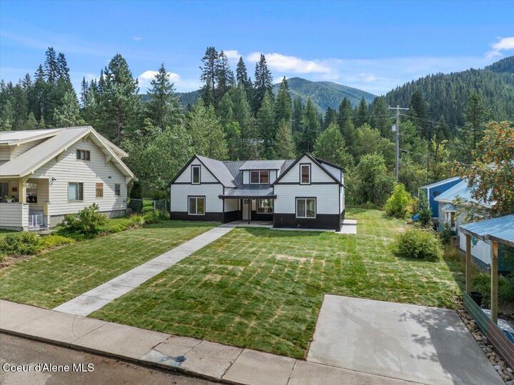 Property Photo:  326 Park St  ID 83846 