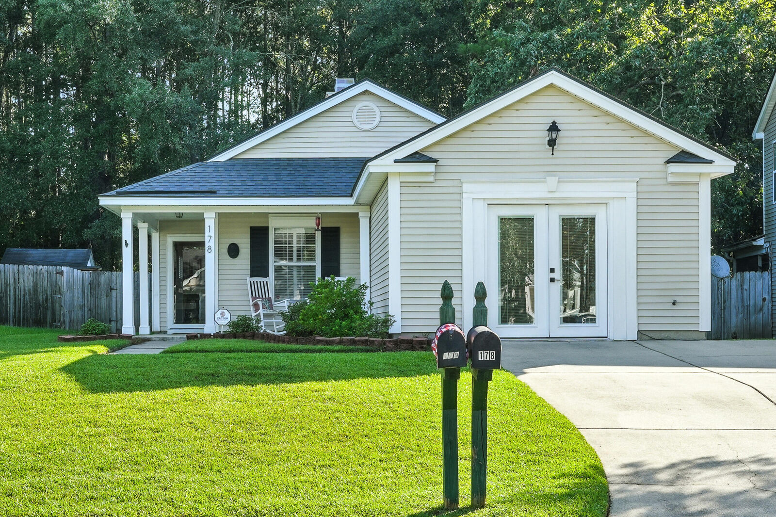 Property Photo: 178 Two Pond Loop SC 29456