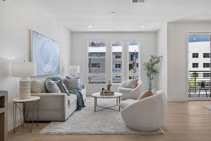 Property Photo: 44867 S Grimmer Blvd 300 CA 94538