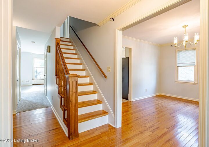 Property Photo:  519 Magnolia Ave  KY 40065 