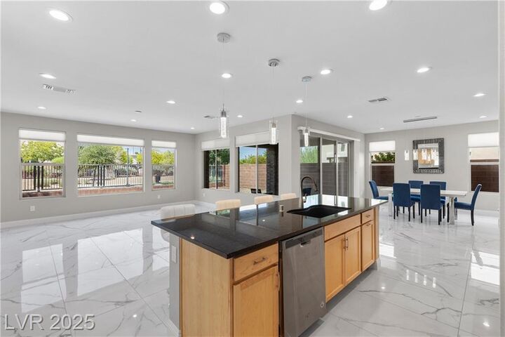 Property Photo: 10254 Kesington Drive NV 89135