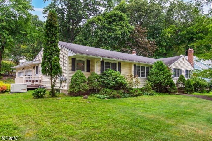 11 Whitewood Dr  Parsippany-Troy Hills Twp. NJ 07950 photo