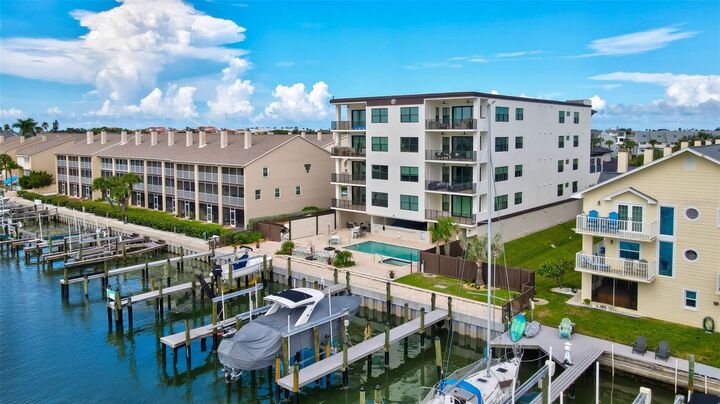 Property Photo: 455 Pinellas Bayway S 2B FL 33715
