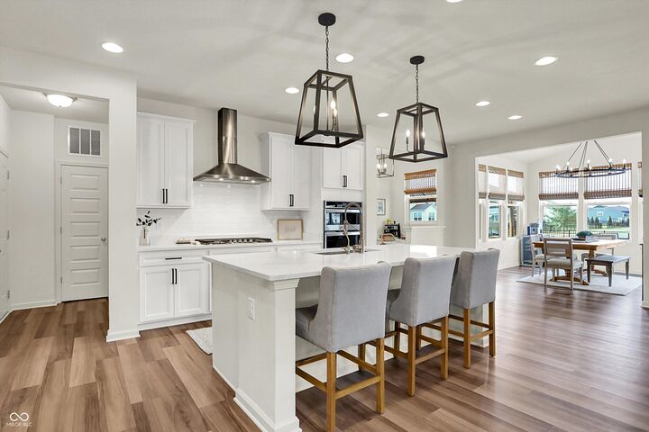 Property Photo:  2103 Tompkins Drive  IN 46074 