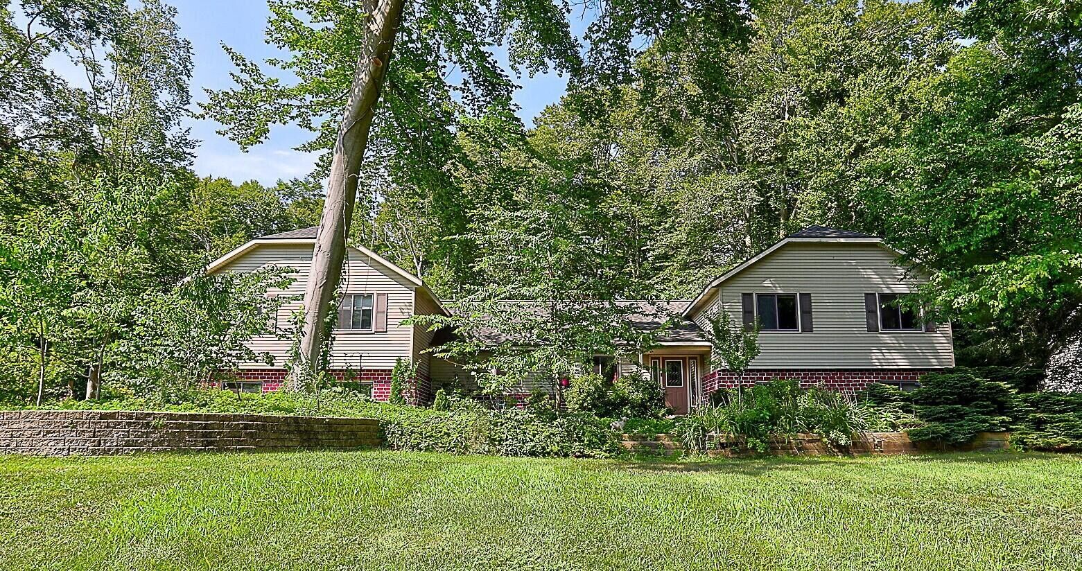 Property Photo:  13871 Bittersweet Drive  MI 49417 