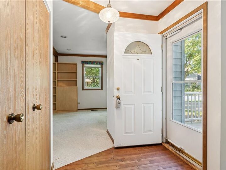 Property Photo:  1323 Auburn Avenue  IL 60565 