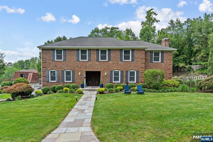 1 Bruce Path  Millburn NJ 07078 photo