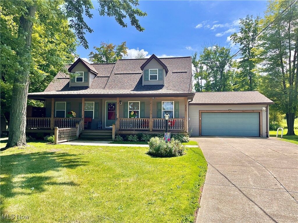 Property Photo:  4040 E Center Street  OH 44030 