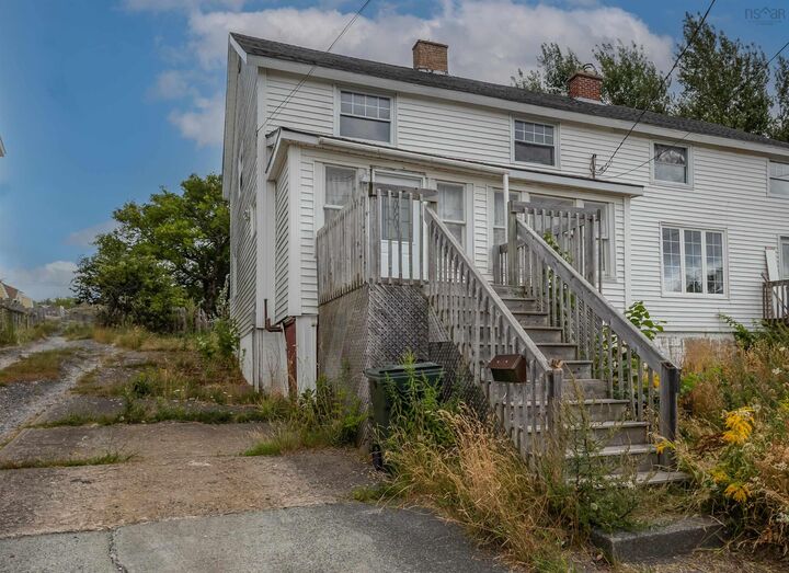 46 Richmond Street  Sydney NS B1P 2T9 photo