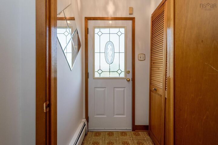 Property Photo: 6 Austen Drive NS B2W 3M2