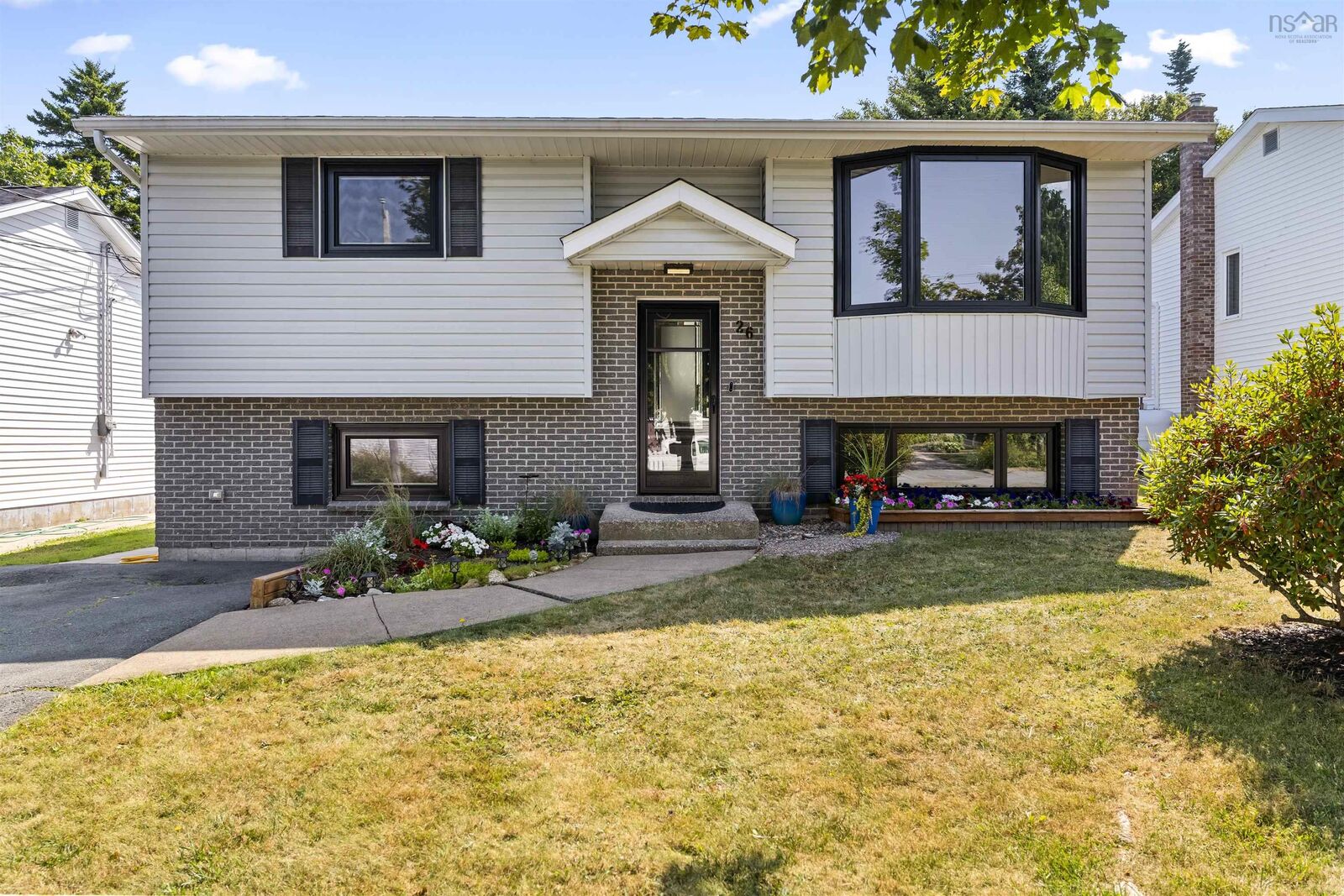 Property Photo:  26 Feldspar Crescent  NS B3R 2M2 