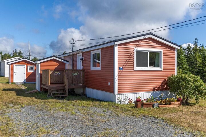 25 Owen Avenue  Mount Uniacke NS B0N 1Z0 photo