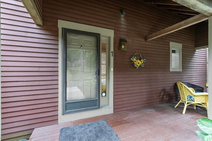 Property Photo:  1 Woodridge Ln 1  MA 01886 