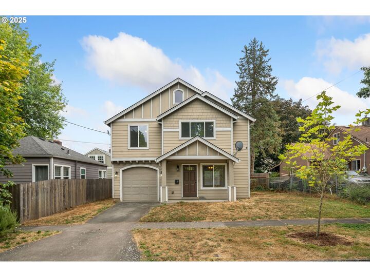 Property Photo:  9432 N Van Houten Ave  OR 97203 