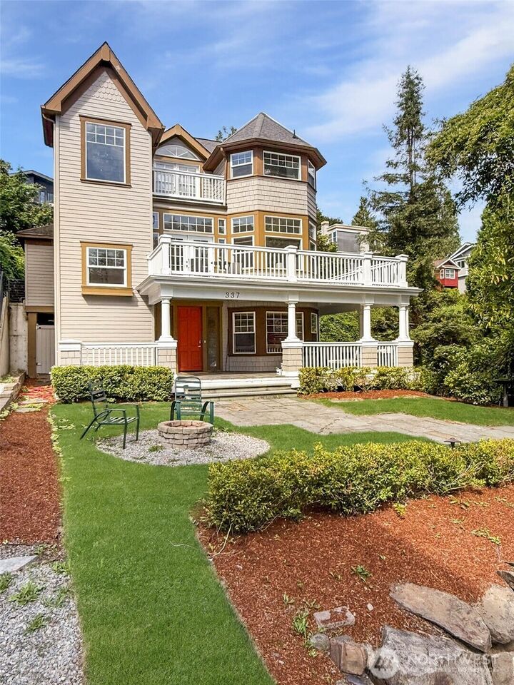 337  25th Avenue E  Seattle WA 98112 photo