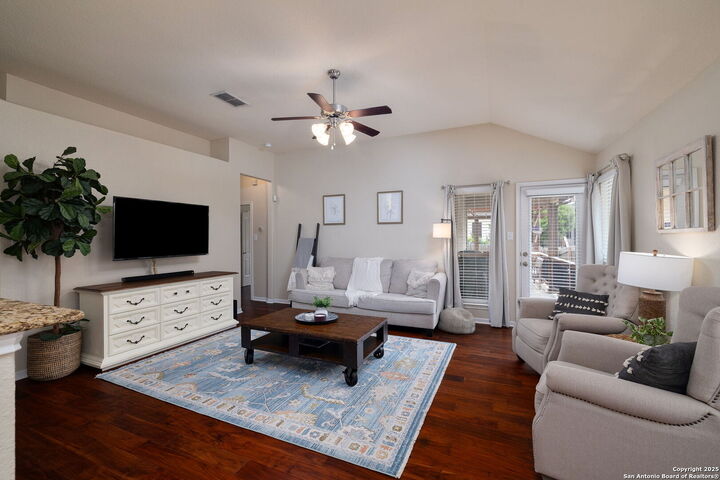 Property Photo:  5610 Thunder Oaks  TX 78261 