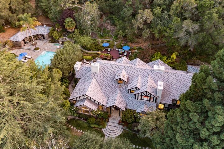 Property Photo: 976 Laurel Glen Drive CA 94304