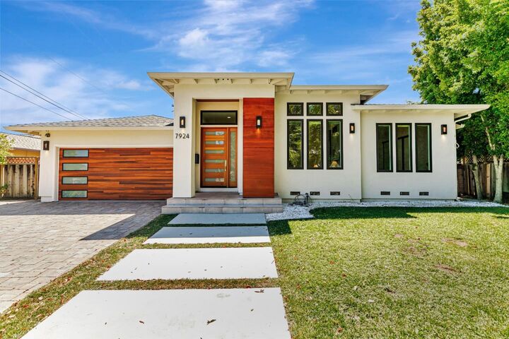 7924 August Lane  Cupertino CA 95014 photo