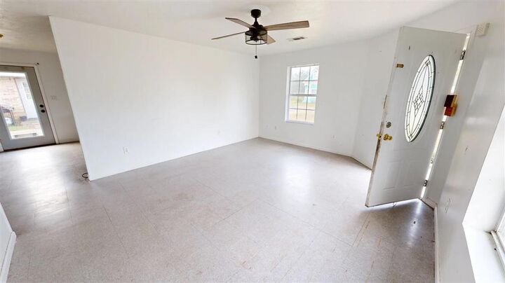 Property Photo: 308 Coffee Street LA 70633