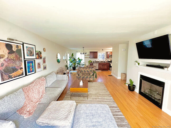Property Photo:  109 Center Street 4-1  CT 06513 