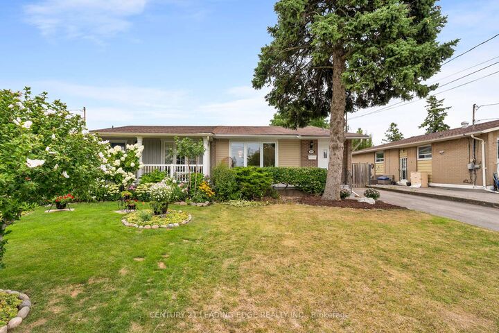 Photo de la propriété: 809 Sanok Drive ON L1W 2R1