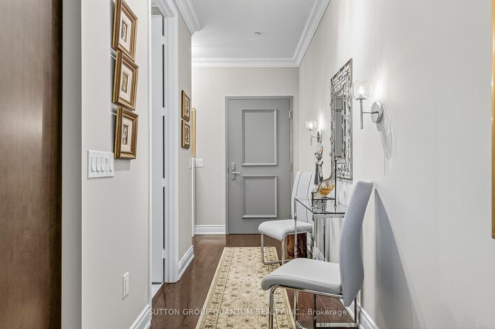 Property Photo: 90 Orchard Point Road 606 ON L3V 8K4