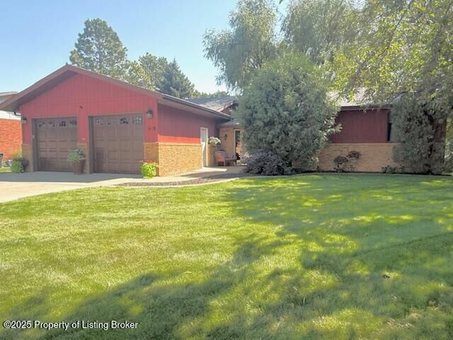 Property Photo: 1459 High Street W ND 58601
