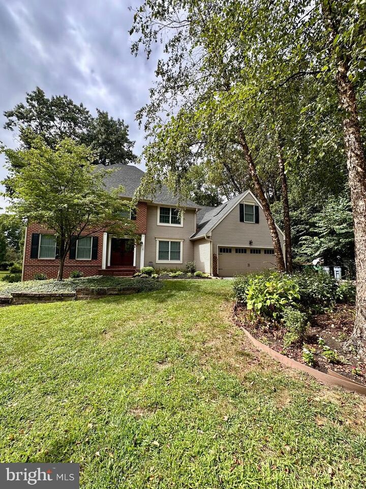 Property Photo: 171 Hawthorne Drive PA 17033