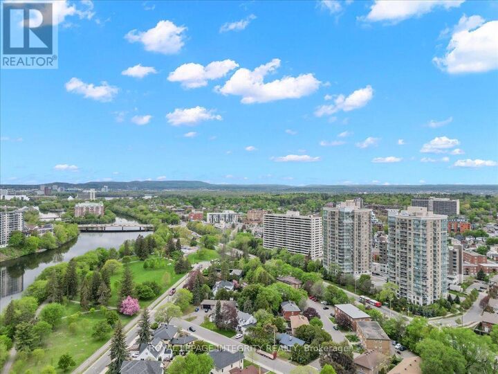 Property Photo: 70 Landry Street 1604 ON K1L 0A8