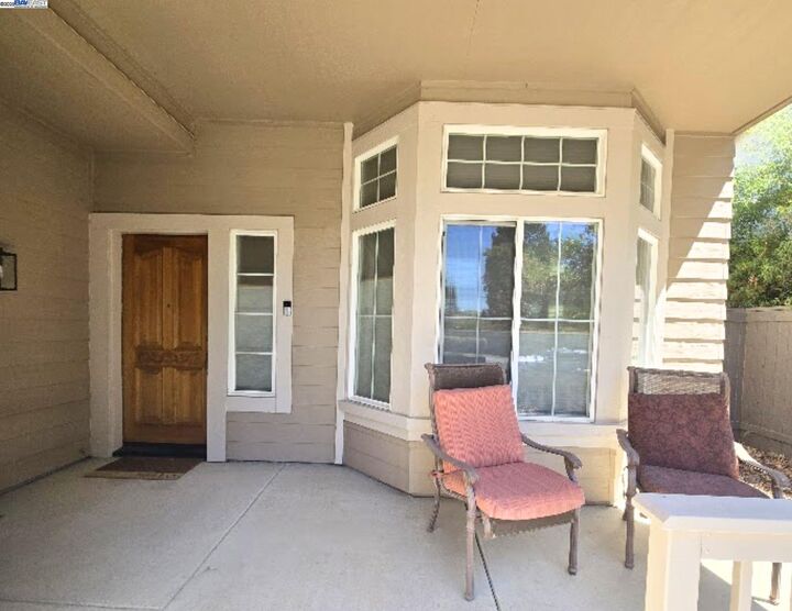 Property Photo:  1469 Mayfield Street  CA 95835 