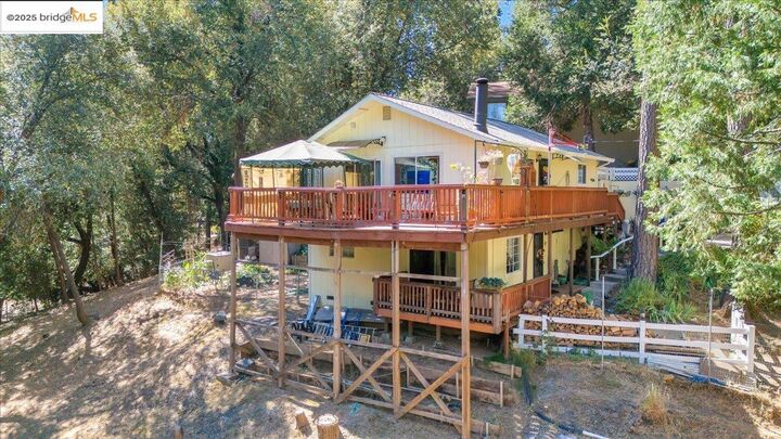 Property Photo: 21931 Glenwood Rd CA 95370