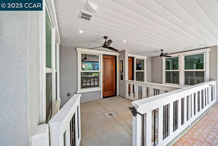 Property Photo: 600 Hartz Ave 118 CA 94526