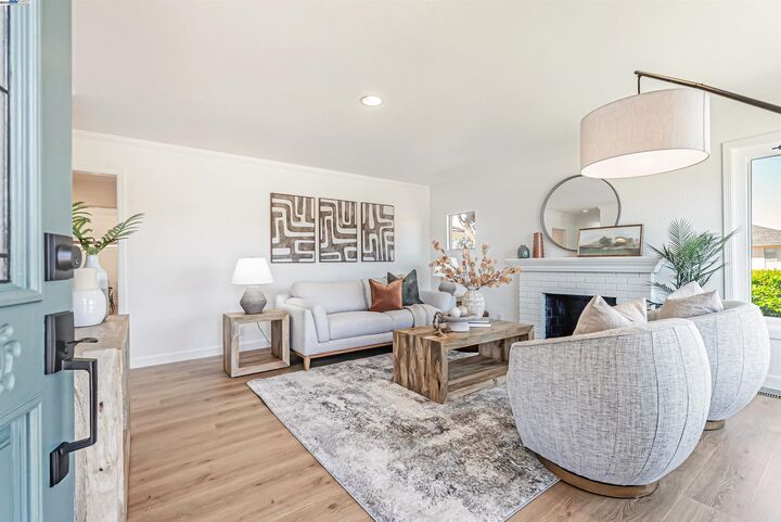 Property Photo:  37847 Alta Dr  CA 94536 
