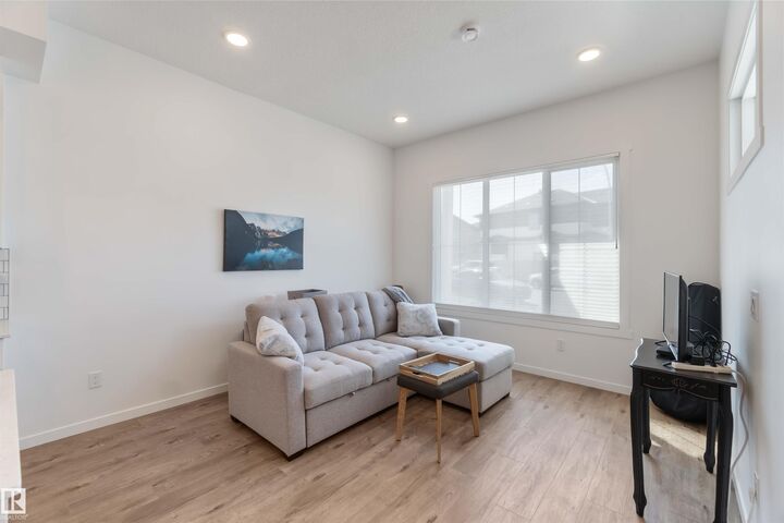 Property Photo: 19 Deer Meadow Crescent AB T8L 1Z4