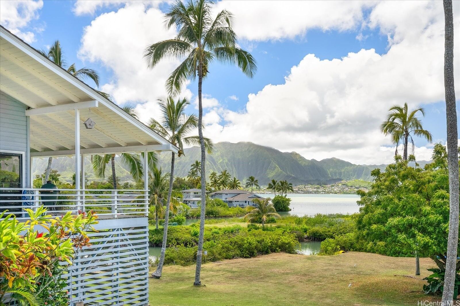 Property Photo: 44-519 Kaneohe Bay Drive HI 96744
