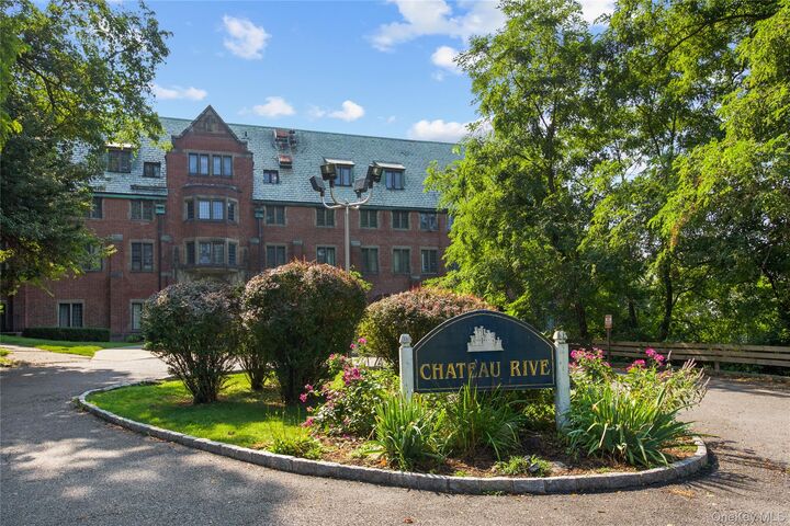 Property Photo:  207 Chateau Rive Street 207  NY 10566 