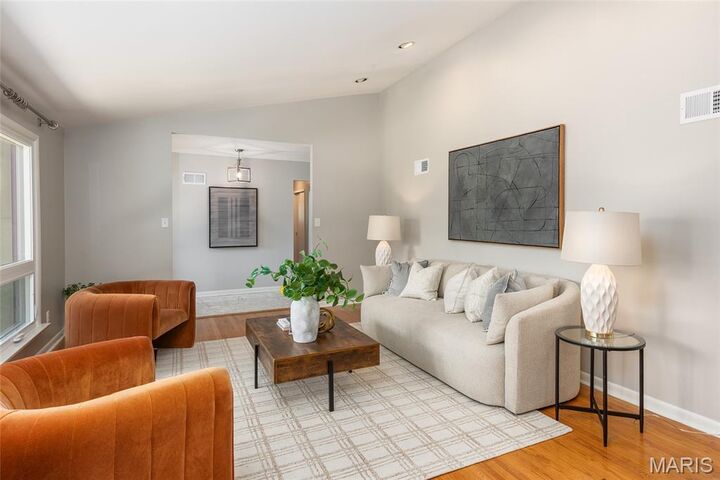 Property Photo:  536 Fairways Circle  MO 63141 