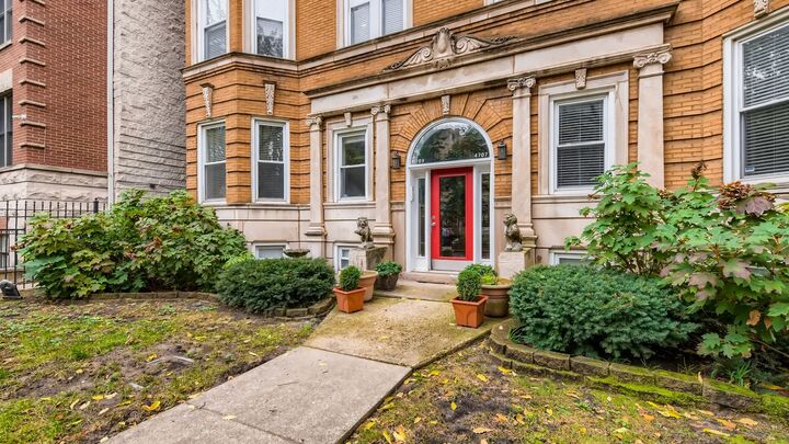 Property Photo:  4707 N Kenmore Avenue Gs  IL 60640 