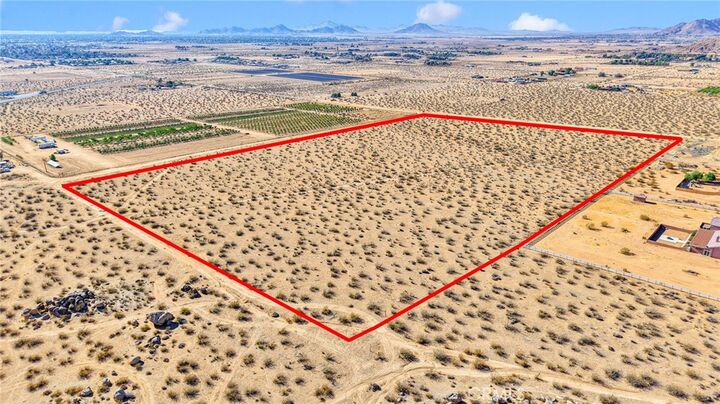 Property Photo:  2222 Ottowa Road  CA 92307 