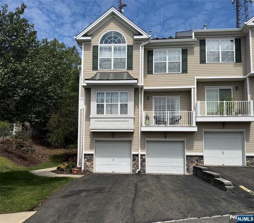 Property Photo: 132 Summit Ridge NJ 07442
