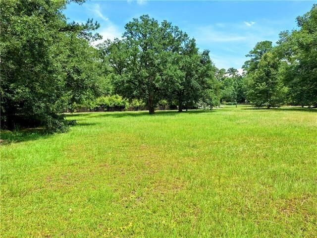 Property Photo: Louand Drive LA 70445