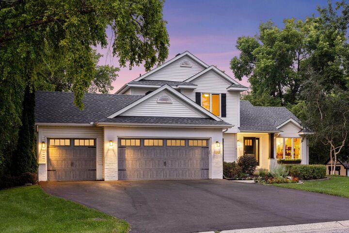 Property Photo: 1590 Woodstone Drive MN 55386