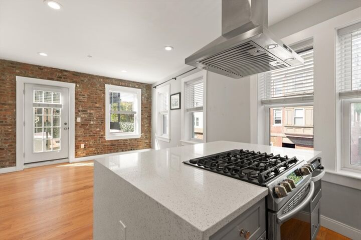 Property Photo:  115 Cottage St 3  MA 02128 
