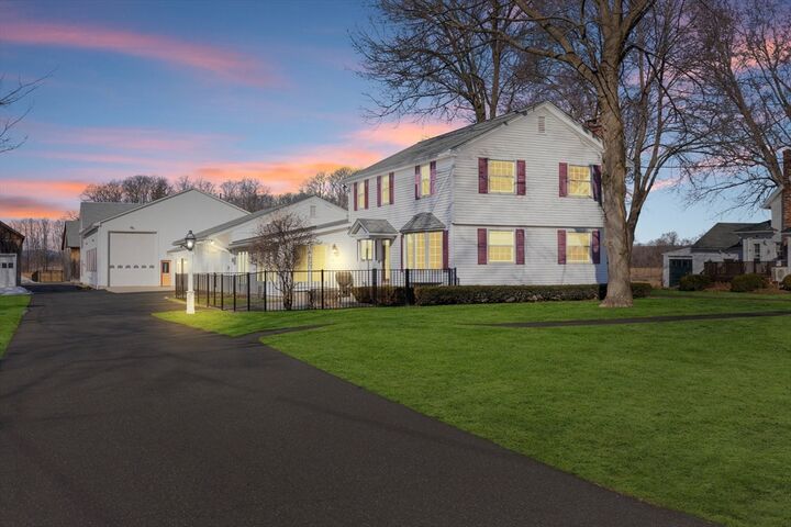11 West St  Hadley MA 01035 photo