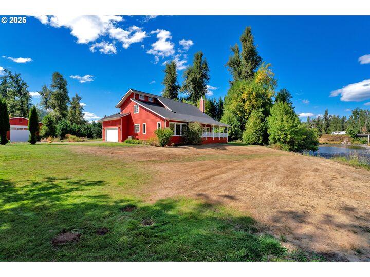 Property Photo: 78341 Snauer Ln OR 97424