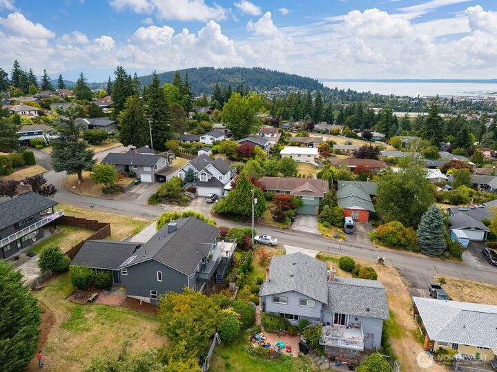 Property Photo:  1108  Undine Street  WA 98229 
