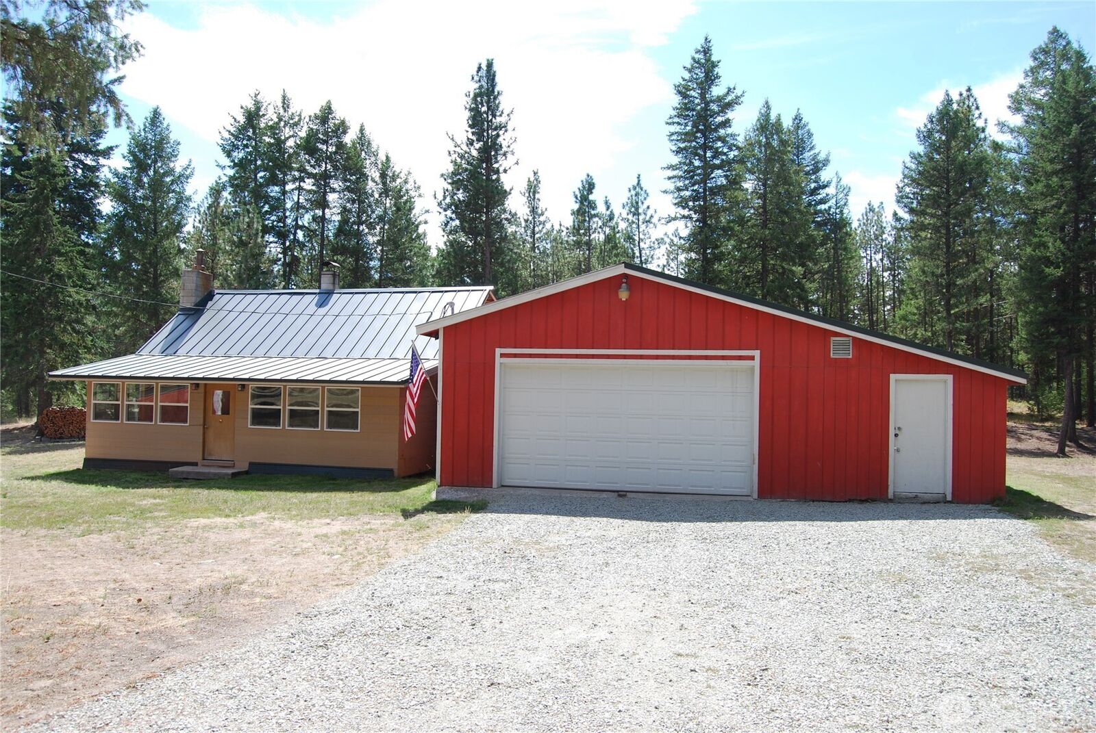 Property Photo: 31 Summit Lake Rd WA 98855